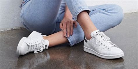 White Sneakers: 15 Pairs To Add To Your Collection