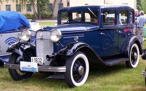 File:1932 Ford model B 160 Standard Fordor Sedan.jpg - Wikimedia Commons