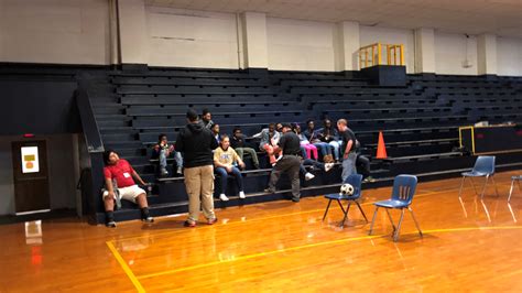 Pelham Middle School students learn about law enforcement encounters | WFXL