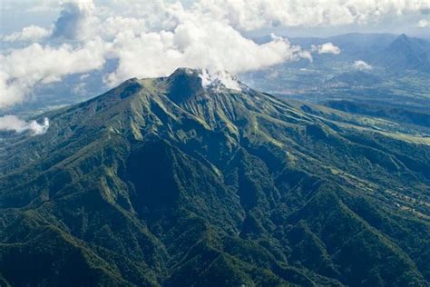 Yellow alert issued for Pelée volcano, Martinique -- Earth Changes ...