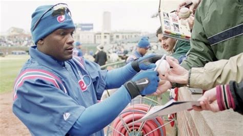 Former Expo Tim Raines honoured at Montreal ceremonies | CBC News