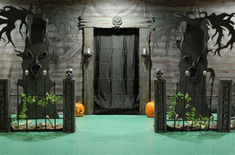 how+to+haunt+your+house!+on+domino.com Halloween Haunted House Diy, Haunted House Decorations ...