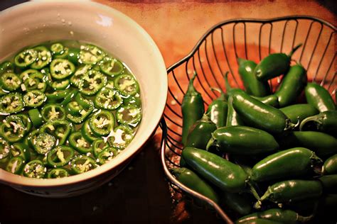 Howdy!: Canning Jalapeño Peppers