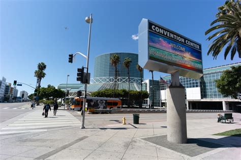 LA Convention Center, sidelined by the pandemic, now considered as a ...