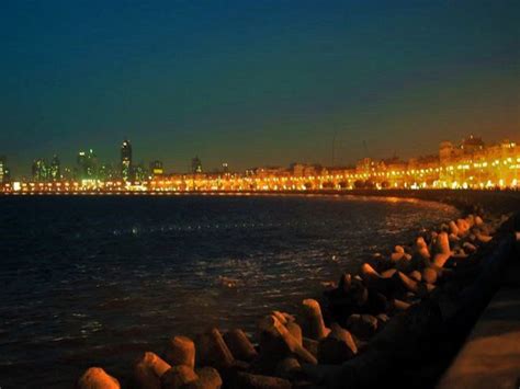 What is Mumbai's Famous Marine Drive?