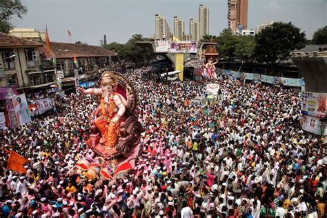 Best time to visit India by Indian festival celebrations - Living + Nomads – Travel tips, Guides ...