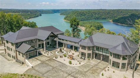 Massive $14.8M Tennessee Mansion Is the Week's Most Popular Home