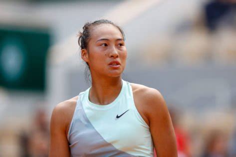 Qinwen Zheng Gets the Biggest Australian Open Surprise From Tennis Idol ...