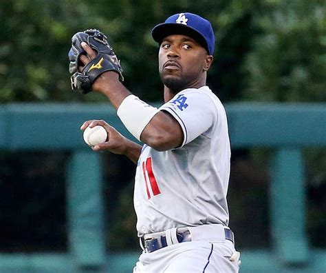 Dodgers' Jimmy Rollins couldn't believe how long Phillies fans cheered before first at-bat - nj.com