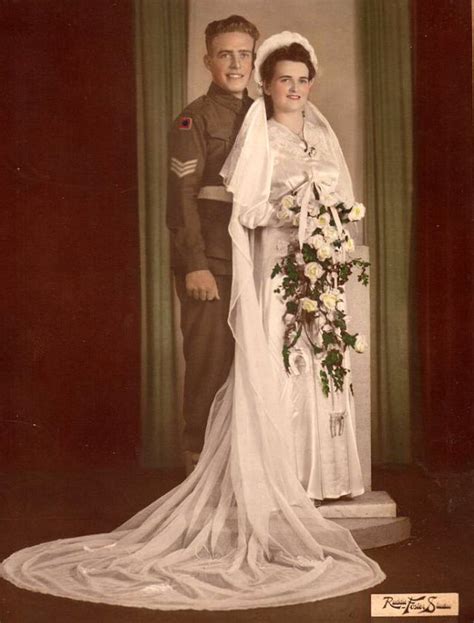 Vintage Soldier Wedding – 50 Lovely Photos Capture Married Couples in the Second World War ...