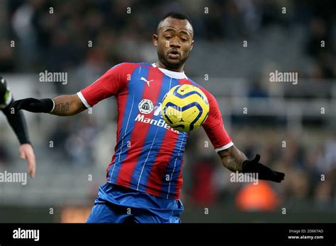 Crystal Palace's Jordan Ayew Stock Photo - Alamy