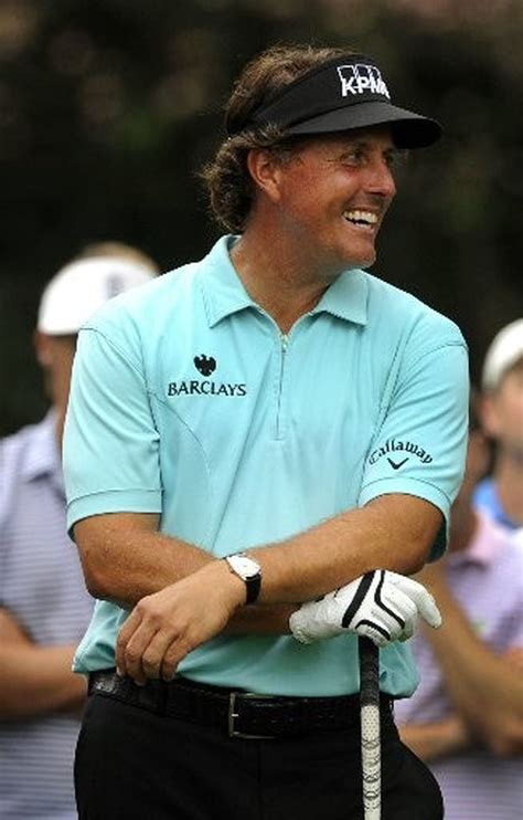 Why Does Phil Mickelson Golf Lefthanded