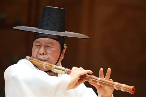 [Visual History of Korea] Daegeum: Korean bamboo flute hits all the right notes