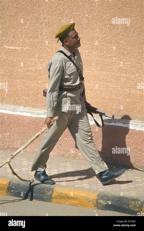 Egypt military uniform hi-res stock photography and images - Alamy