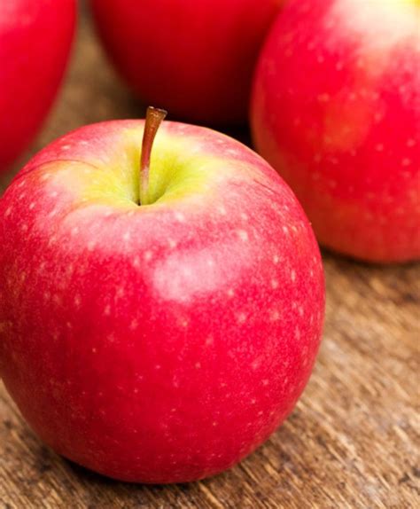 Cripps Pink Apples | Pink lady apples, Pink lady apple nutrition, Pink ladies