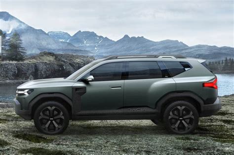 Dacia Unveils Bigster Concept Previewing Brand's New Flagship SUV