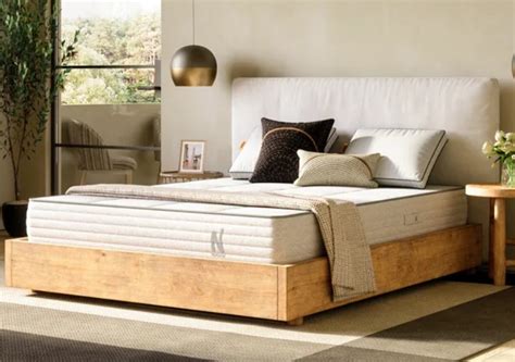 Best Mattress for Side Sleepers in 2022 - eachnight