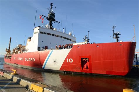 USCGC Polar Star Departs for Antarctica Resupply | Defense Media Network