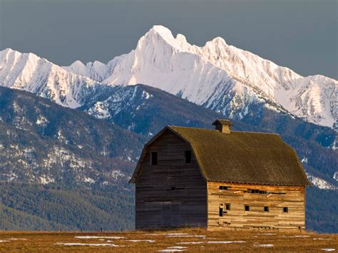 Mission Mountains | Montana homes, Old barns, Barn