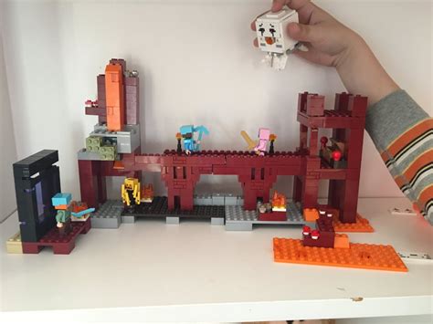 [Set 21122] My son built the Minecraft Nether Fortress : lego