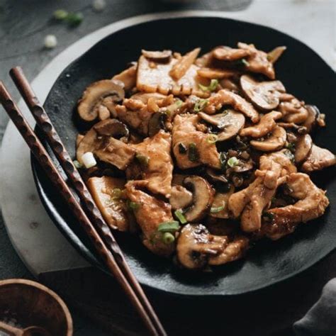 Chinese Mushroom Chicken Stir Fry - Omnivore's Cookbook