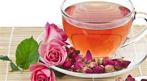 What is Rosebud tea? 4 benefits of Rosebud tea to drinkers