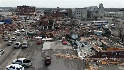 WDRB News on Twitter: "MORE DAMAGE: Another aerial view of the damage in Mayfield, Kentucky. For ...