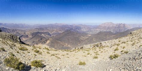 Al Hajar Mountains (Oman Mountains) close to Jebel Shams Canyon, Oman ...