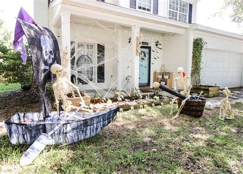 Our Skeleton Pirate Halloween Yard Display