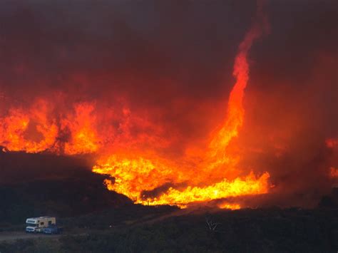 Behold the Firenado's Twisting, Infernal Column of Flames | WIRED