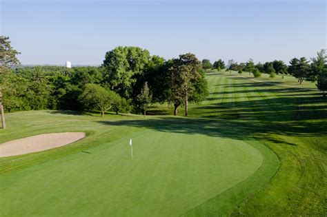 Manhattan Country Club | Kansas Private Golf Course - Course Details