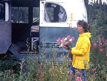 Chris Mccandless Mother at the bus | Chris Mccandless' Mothe… | Flickr