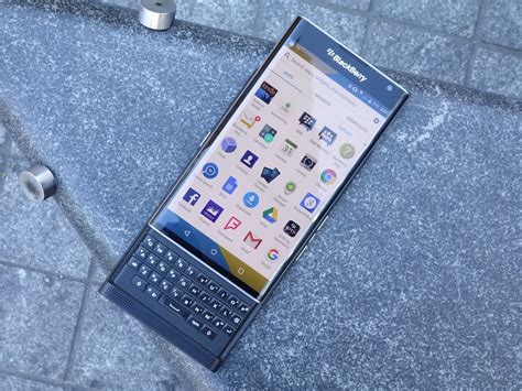 BlackBerry Priv review: Android alone can't save the company | Engadget