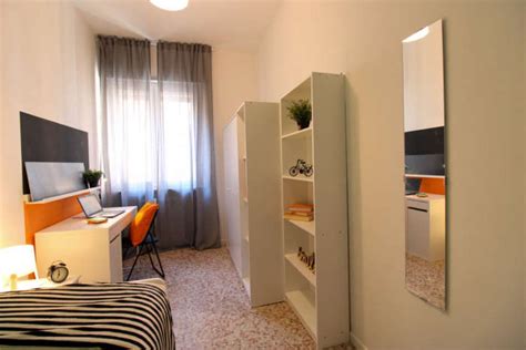 Apartments and rooms for rent in Pavia