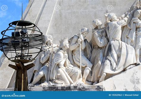 Henry the Navigator Monument and Globe, Lisboa Editorial Photography ...