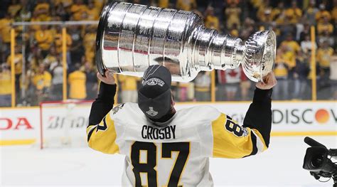 Stanley Cup Sidney Crosby : Sidney Crosby 3-Time Stanley Cup Champion ...