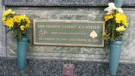 Lemmy Kilmister -MOTÖRHEAD (1945-2015) - Find A Grave Memorial | Lemmy ...