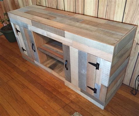 Reclaimed Pallet Fish Tank Stand : 6 Steps (with Pictures) - Instructables
