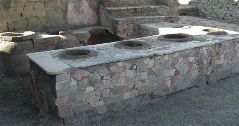 Thermopolia Found In Pompeii Suggests Ancient Romans Ate Fast Food