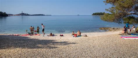 Valdaliso beach in Rovinj accommodation and apartments nearby | Direct ...