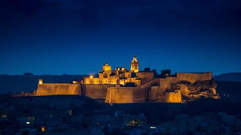 1980x900 Resolution Citadel of Victoria the Island of Gozo 4K 1980x900 ...