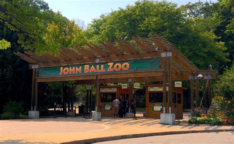 John Ball Zoo taking the first step toward bringing a world-class aquarium to West Michigan ...