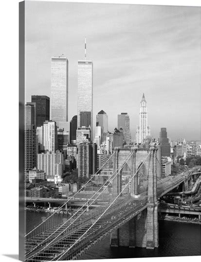 A view of the Brooklyn Bridge looking west towards Manhattan, New York, 1991 Photo Canvas Print ...