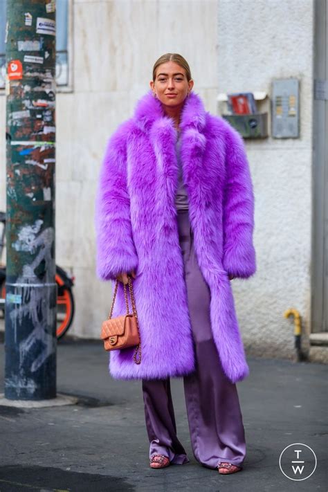 Milan - Fall/Winter 2019 | Faux fur coats outfit, Fur coat street style ...