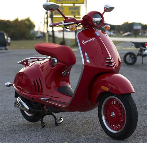 2016 - 2018 (Vespa 946) RED Pictures, Photos, Wallpapers. | Top Speed