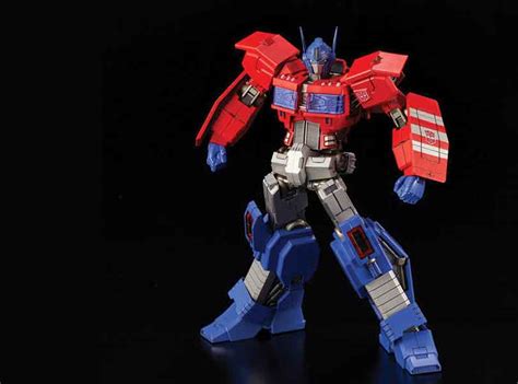 Flame Toys Introduces Optimus Prime to the Furai Model Collection