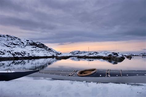 Traditional Greenlandic Kayak tour | Sisimiut | Guide to Greenland