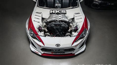 Street FX swaps a monster GT-R engine into a Toyota 86