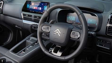 Citroen C5 Aircross Interior Layout & Technology | Top Gear