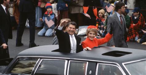 reagans-waving-at-1981-inaugural-parade - Ronald Reagan Pictures ...